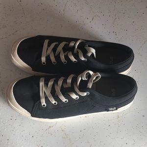 Teva shoes